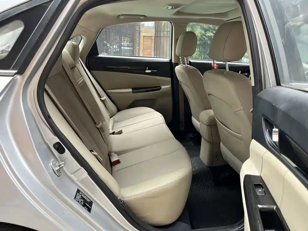 Changan Eado — миниатюра 10