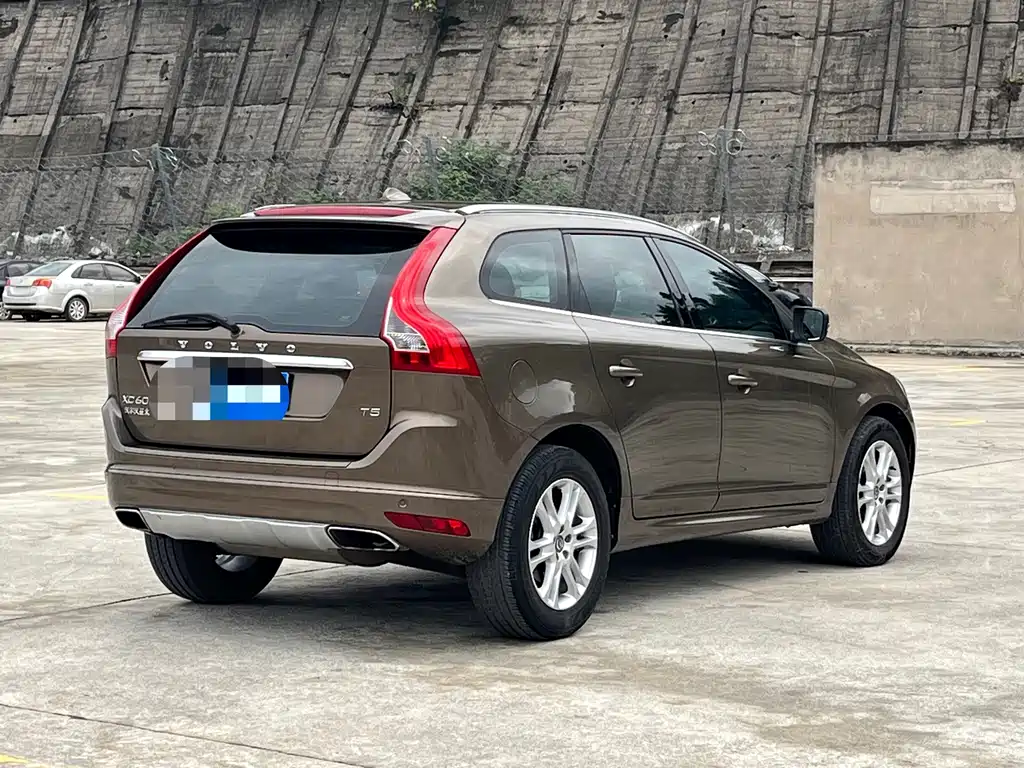 Volvo XC60 — миниатюра 8