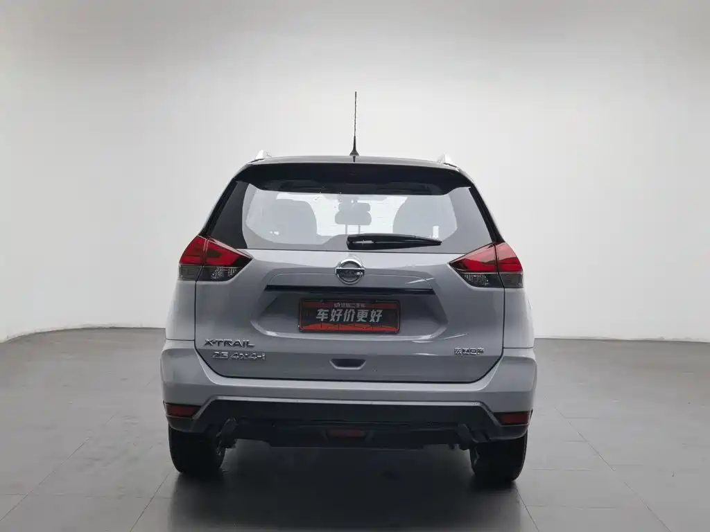 Nissan X-Trail — миниатюра 4