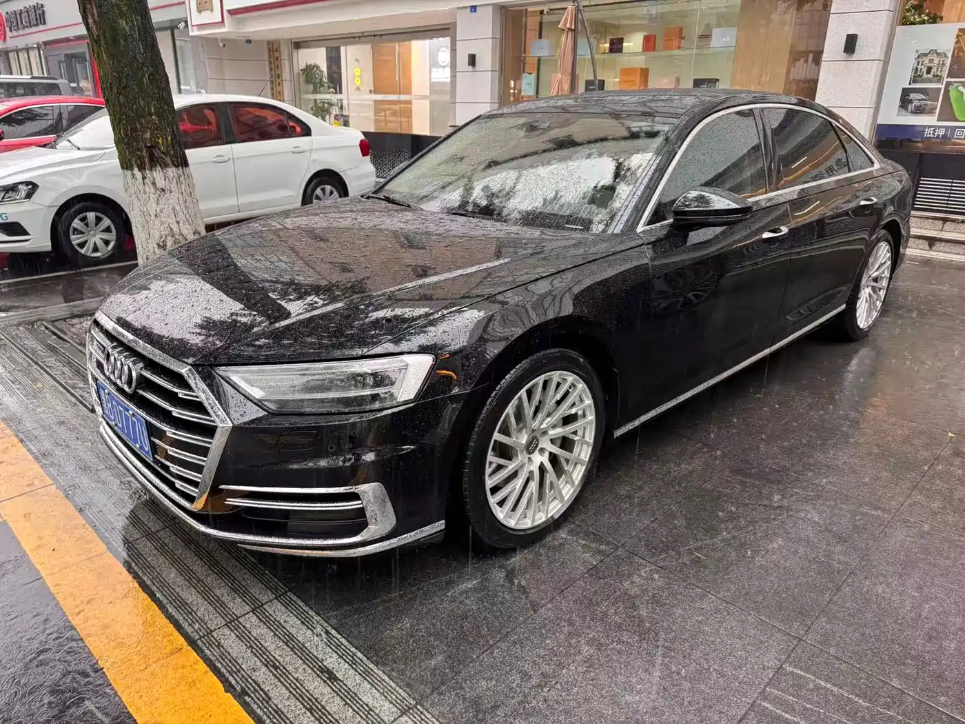 奥迪A8 2021款 A8L 50 TFSI quattro 舒适型 2021