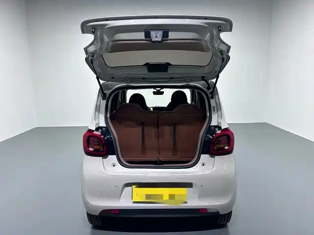 Wuling MINIEV — миниатюра 10