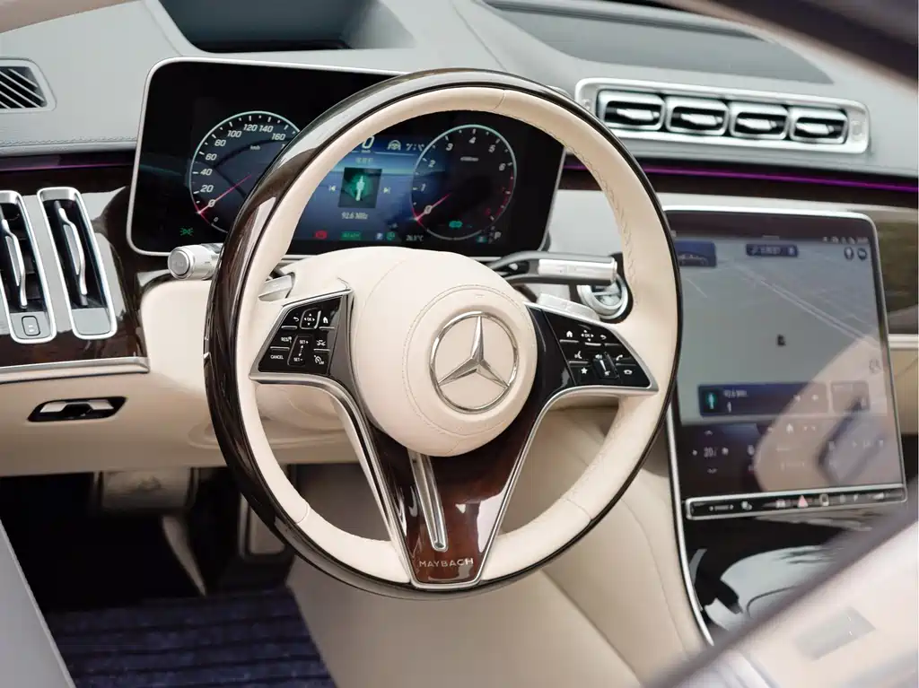 Mercedes-Benz S-Class — миниатюра 11