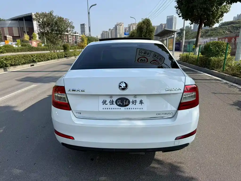 Skoda Octavia — миниатюра 11
