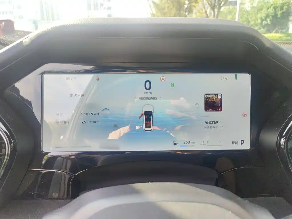 Geely Xingyue L — миниатюра 4