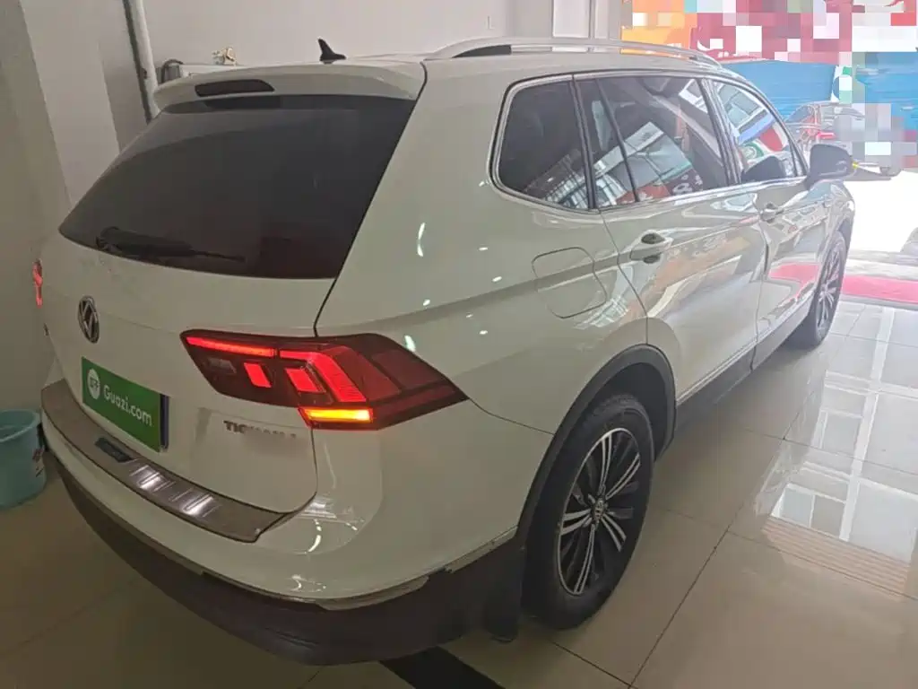 Volkswagen Tiguan L — миниатюра 7