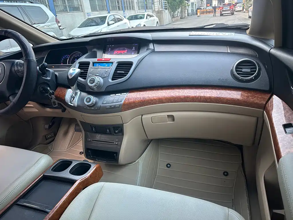 Honda Odyssey — миниатюра 15