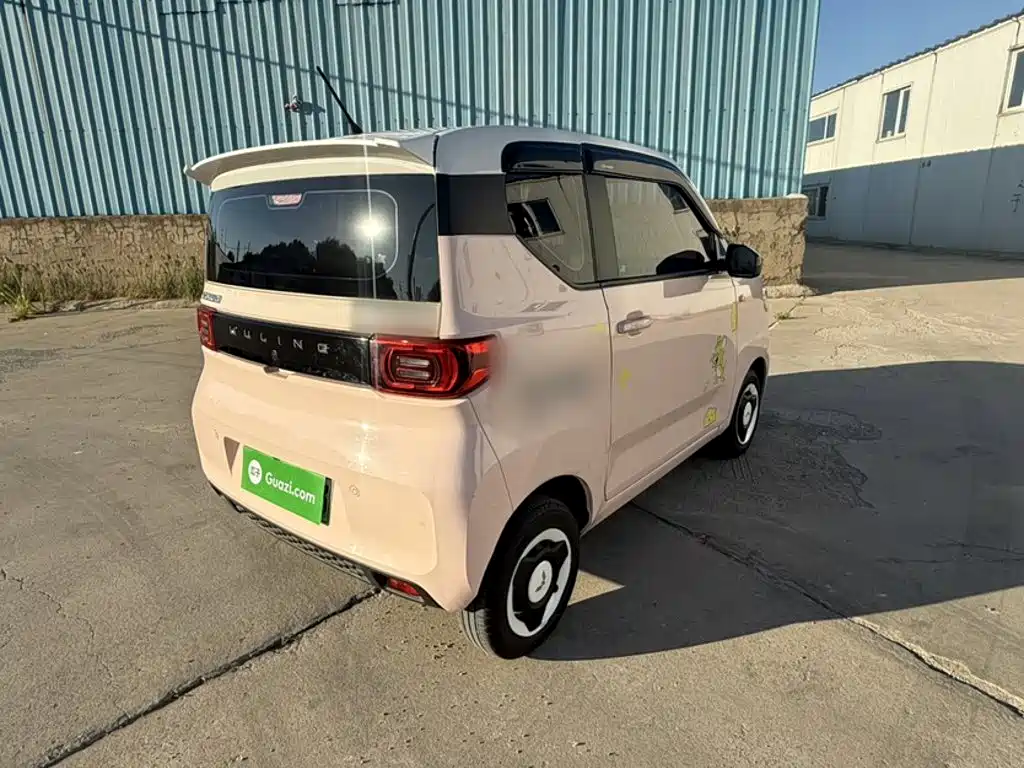 Wuling MINIEV — миниатюра 3
