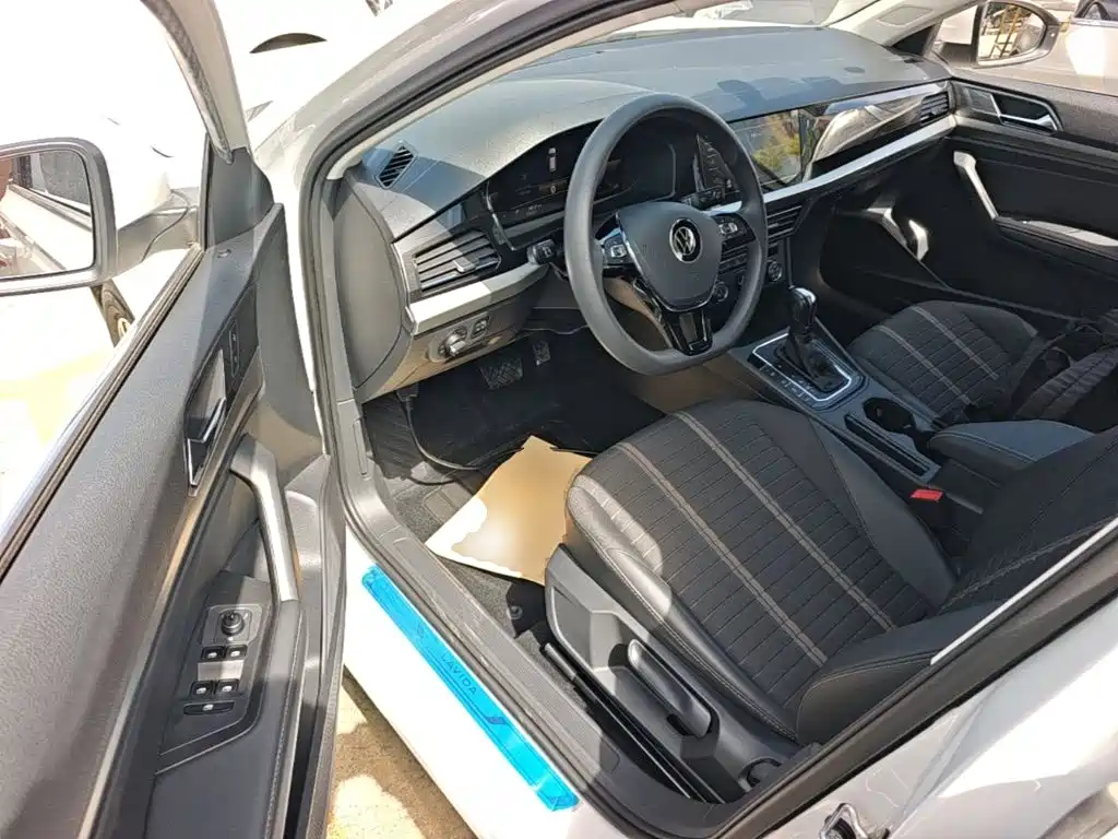 Volkswagen Lavida — миниатюра 16