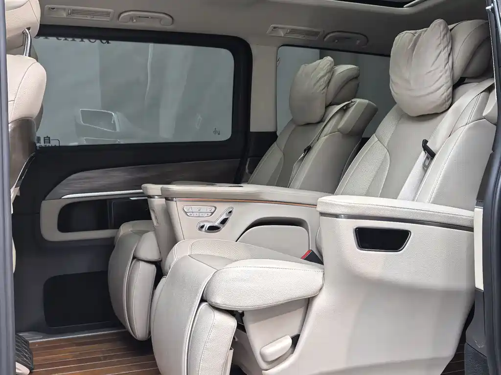 Mercedes-Benz V-Class V 2020 V 260 L Luxury
