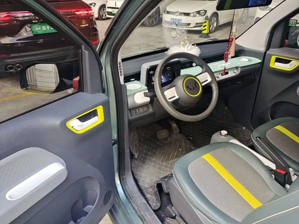 Wuling MINIEV — миниатюра 19