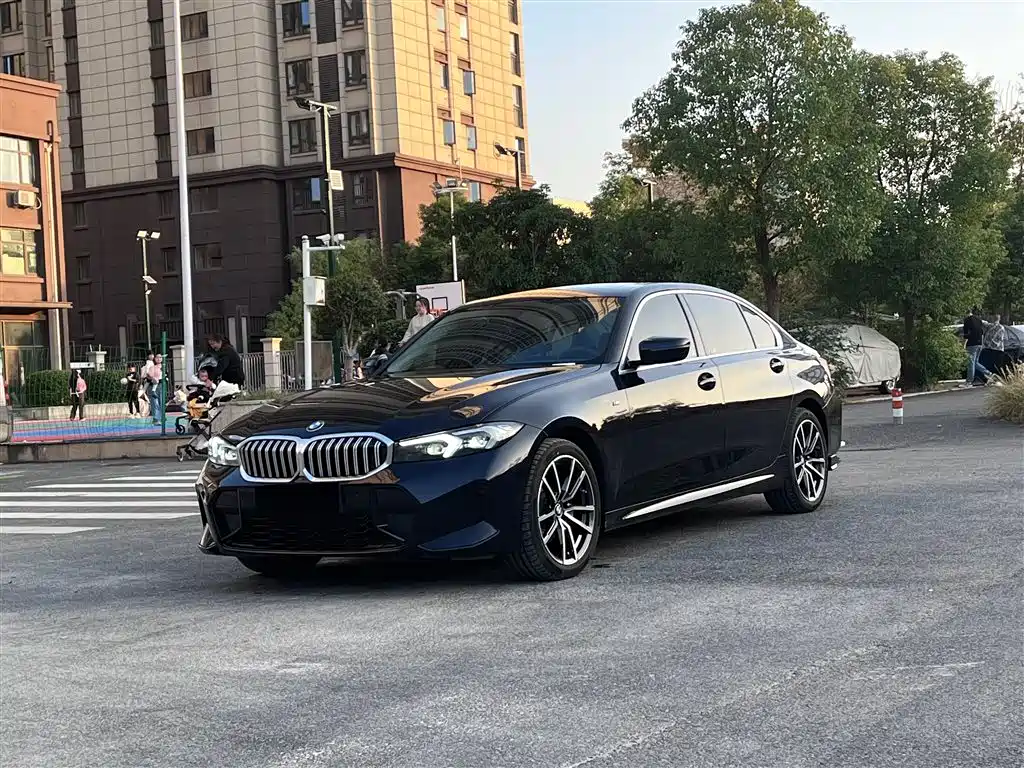BMW 3 Series 2023