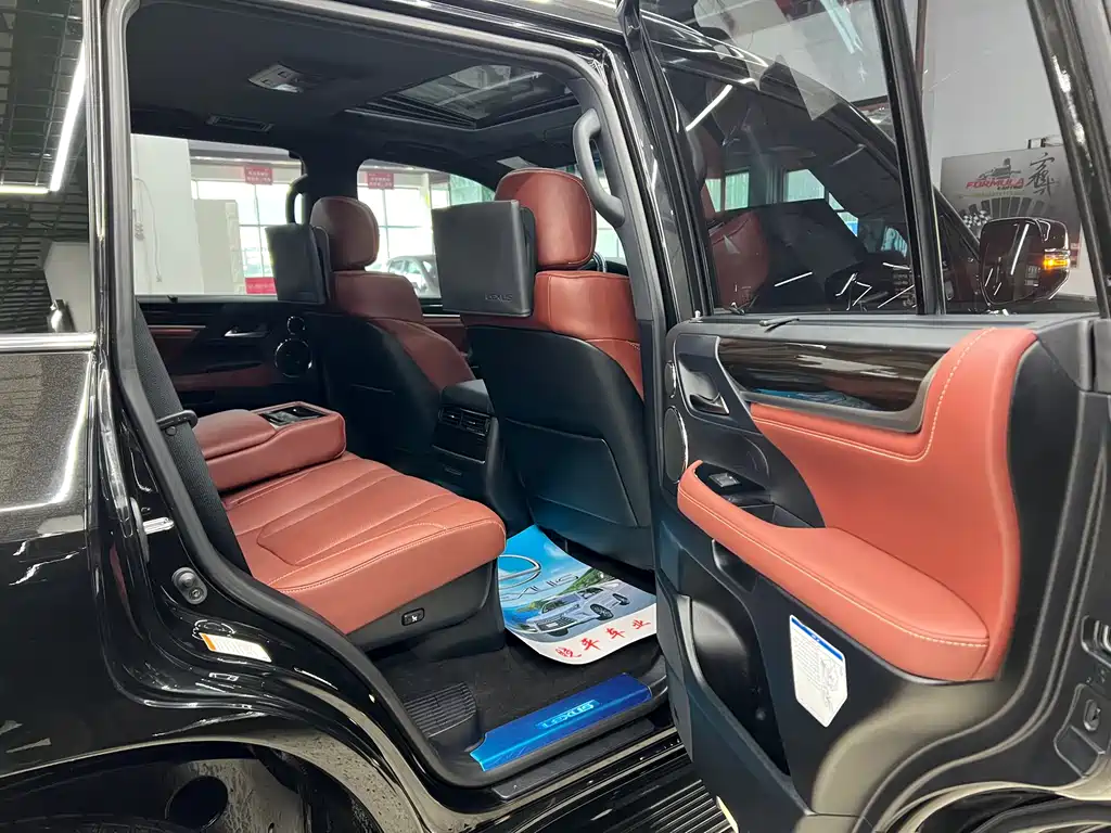 Lexus LX 2020 570