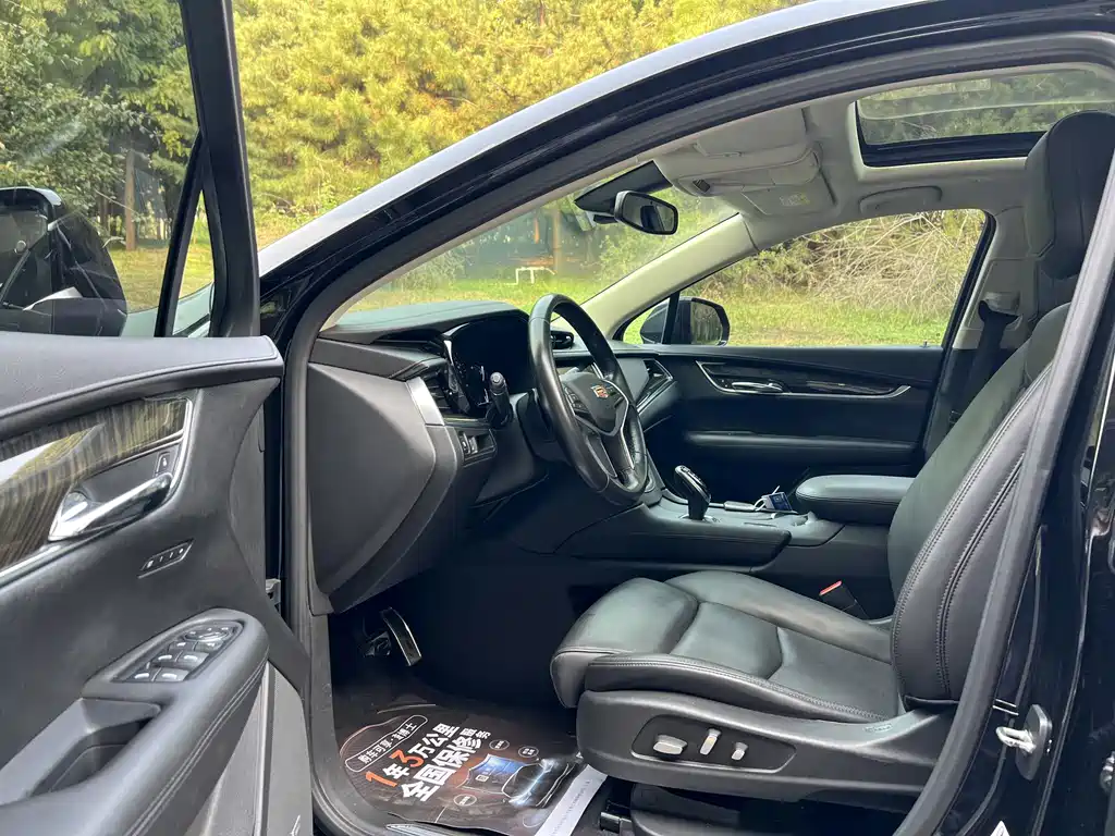 Cadillac XT5 — миниатюра 4