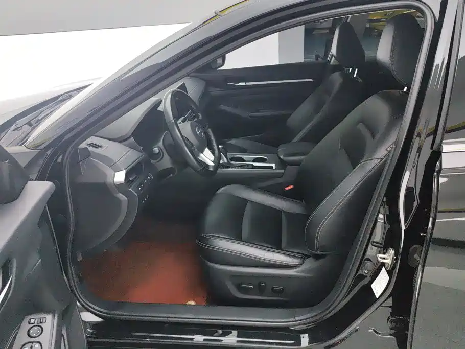 Nissan Teana — миниатюра 9