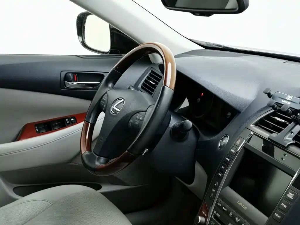 Lexus ES — миниатюра 22