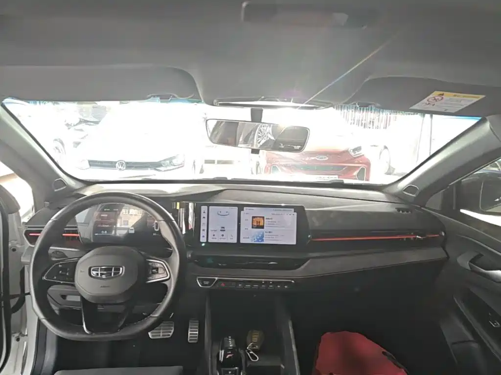 Geely Binrui — миниатюра 9