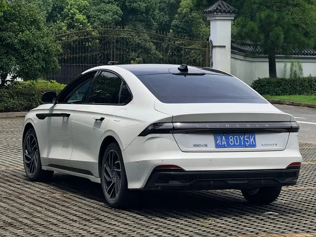 Lincoln Z — миниатюра 7