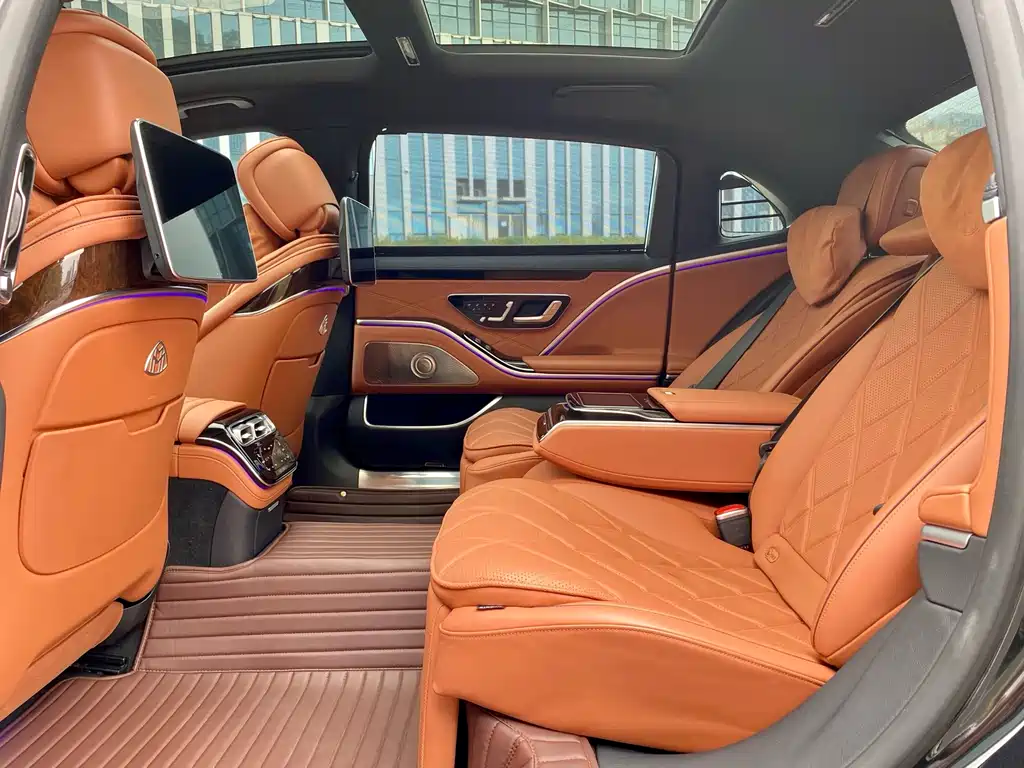 Mercedes-Benz S-Class — миниатюра 8