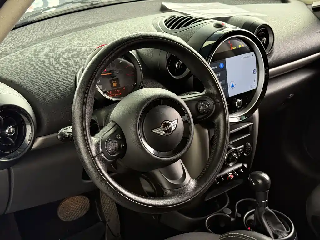 MINI Mini Countryman — миниатюра 8