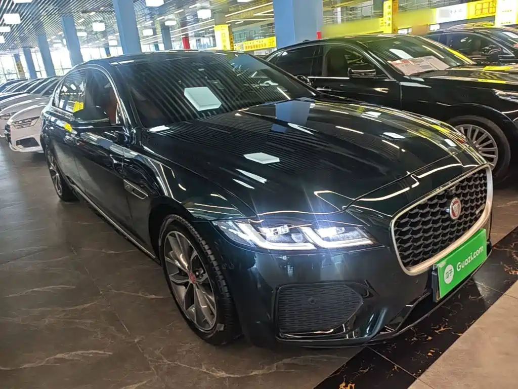 Jaguar XFL — миниатюра 4