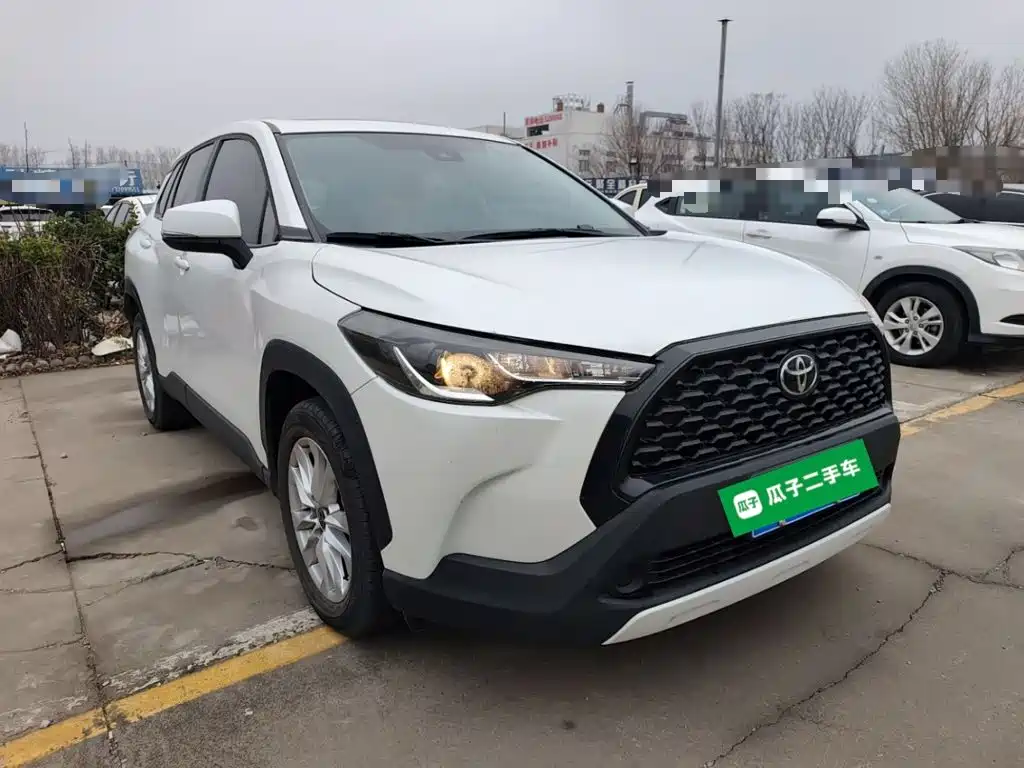 Toyota Corolla Cross — миниатюра 22