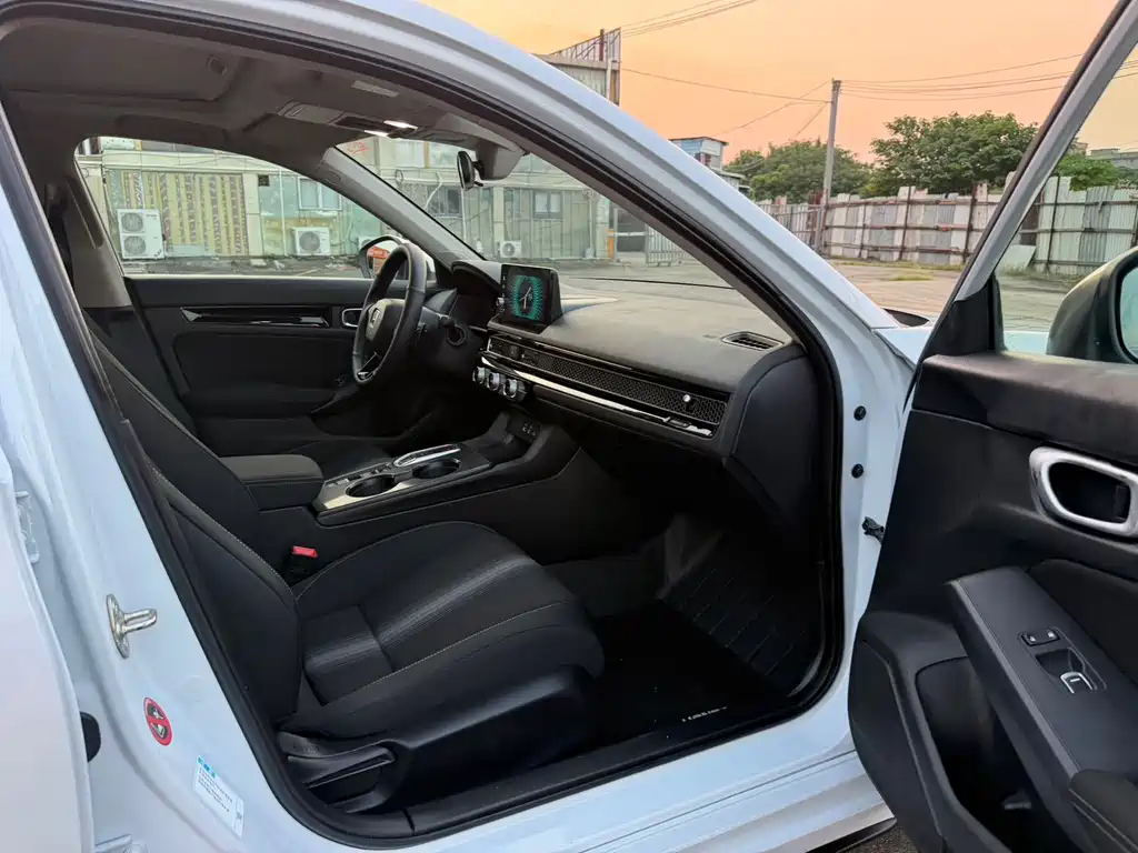 Honda Civic — миниатюра 11