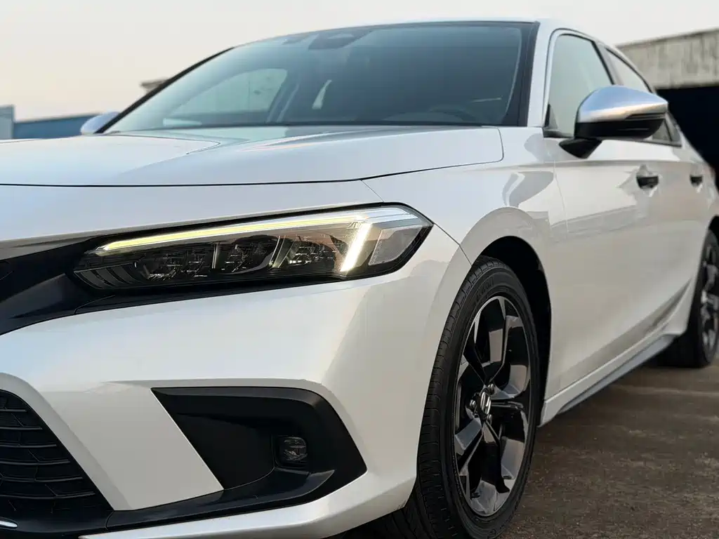 Honda Civic — миниатюра 15
