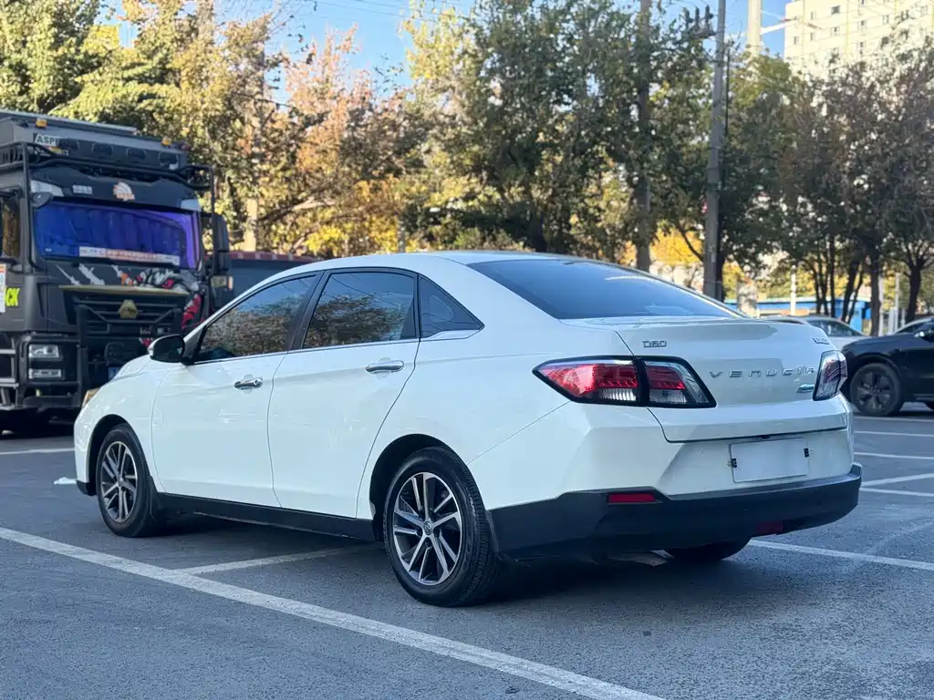 Venucia D60 — миниатюра 12