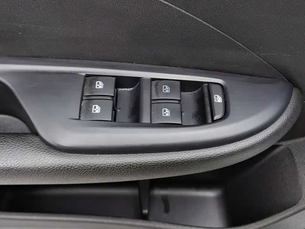 Buick Excelle — миниатюра 9