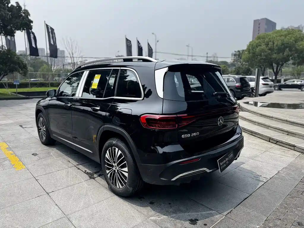 Mercedes-Benz EQB 2025 EQB 260