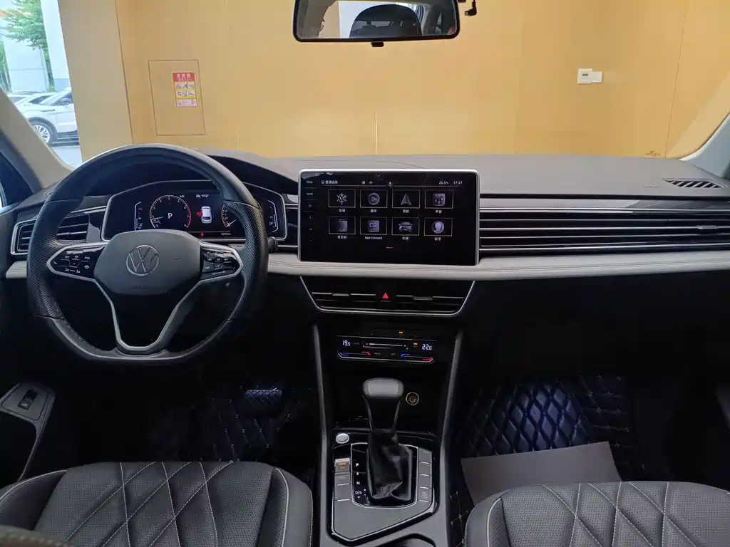 Volkswagen Tiguan L — миниатюра 19
