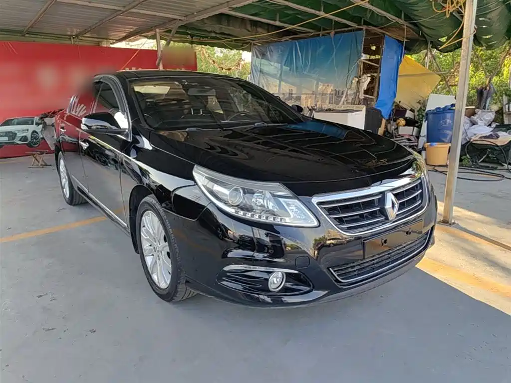 Renault Latitude — миниатюра 4
