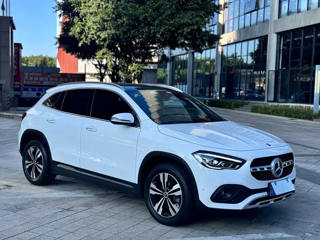Mercedes-Benz GLA — миниатюра 3