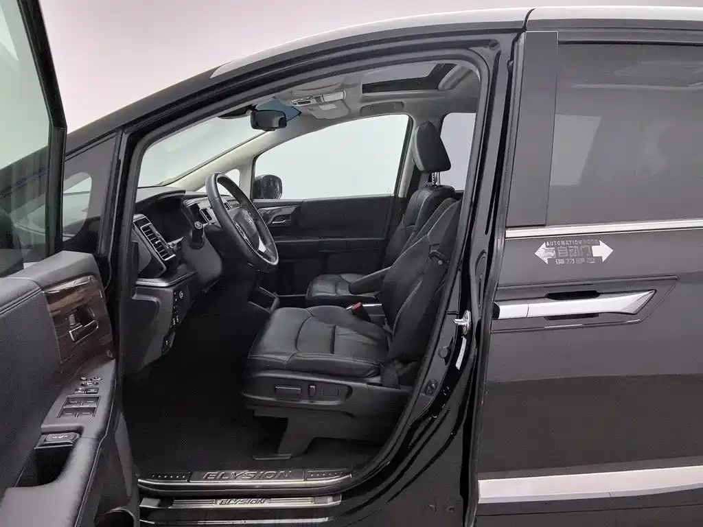 Honda Elysion — миниатюра 10