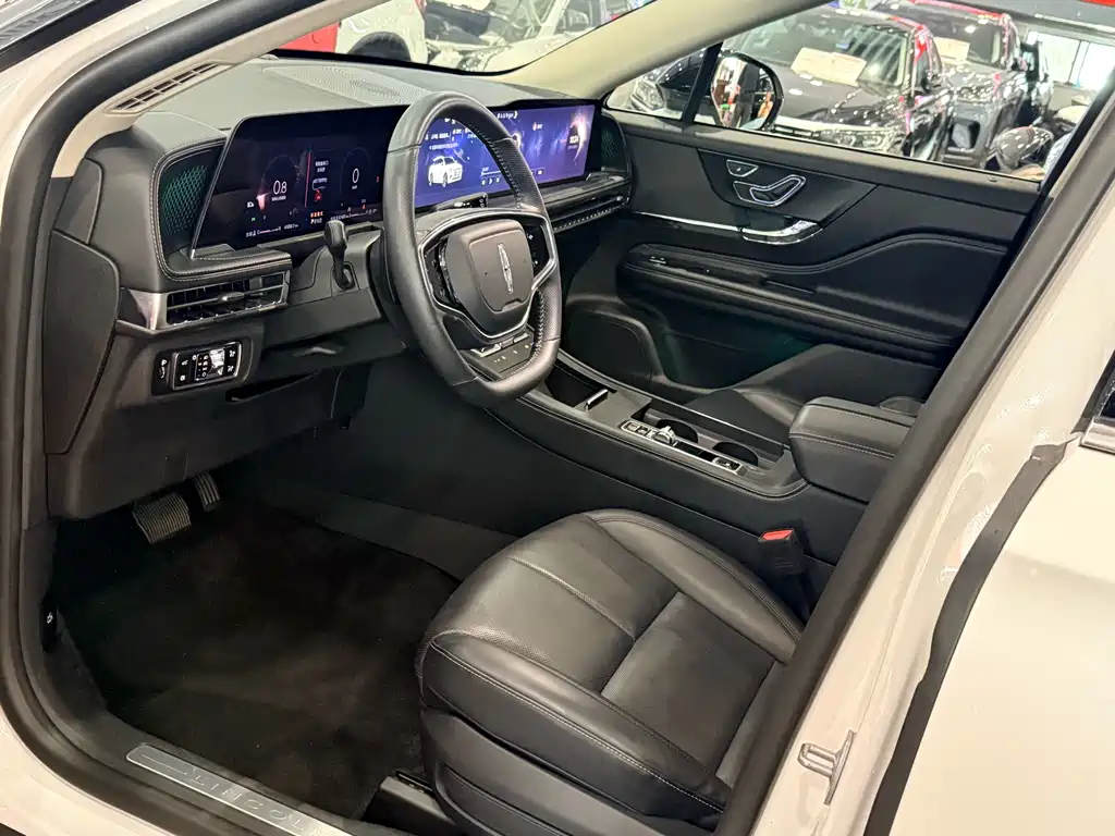 Lincoln Corsair 2024 2.0T Premium