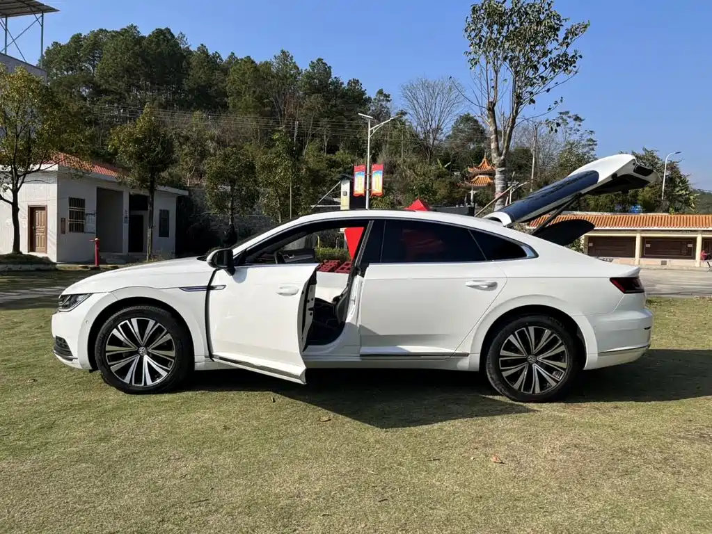 Volkswagen CC — миниатюра 16