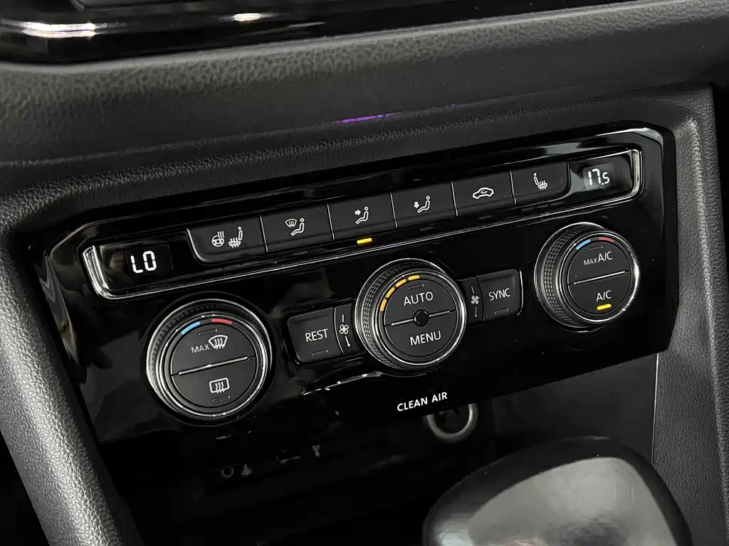 Volkswagen Tiguan L — миниатюра 18