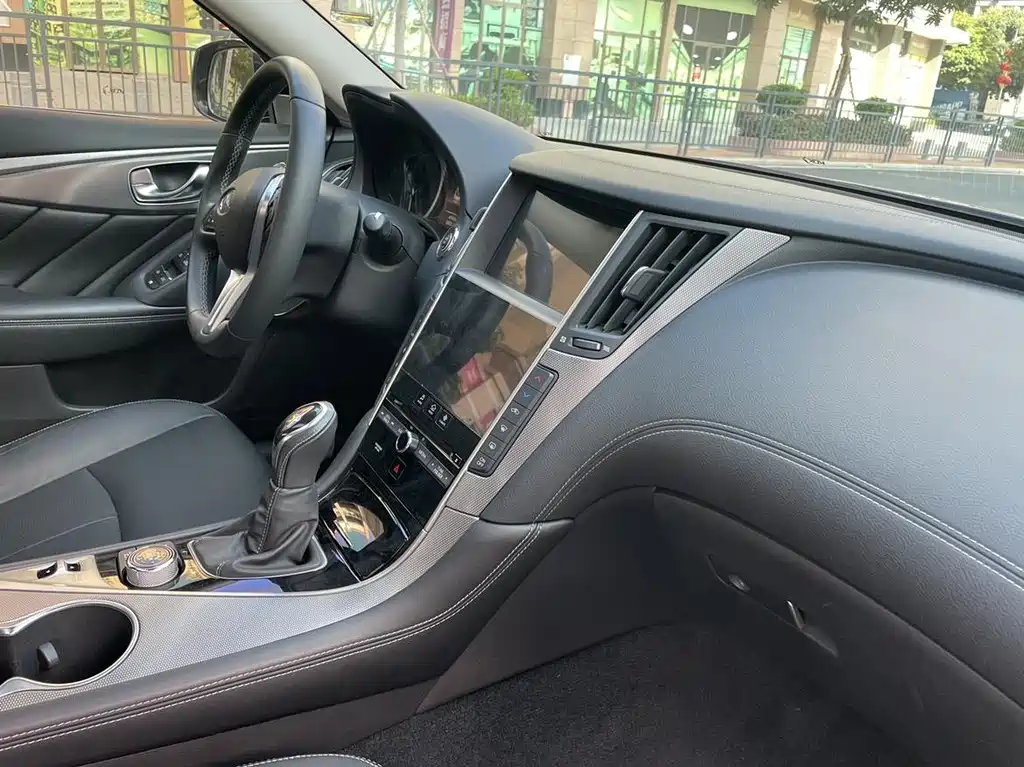Infiniti Q50L — миниатюра 16
