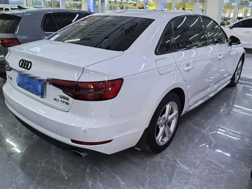 Audi A4L — миниатюра 5