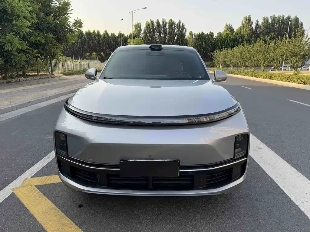 Li Auto Li L9 — миниатюра 2
