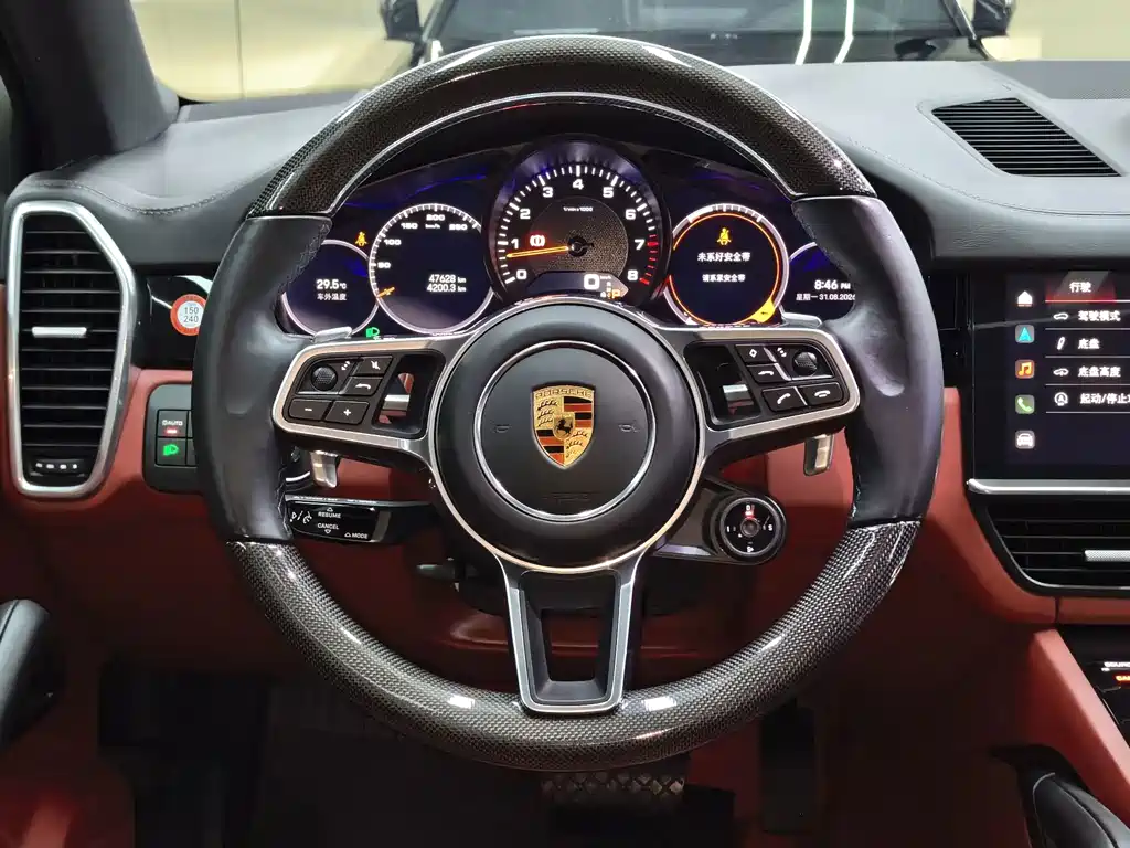 Porsche Cayenne — миниатюра 29