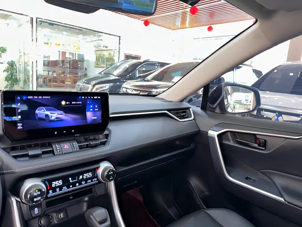 TOYOTA RAV4 RONGFANG