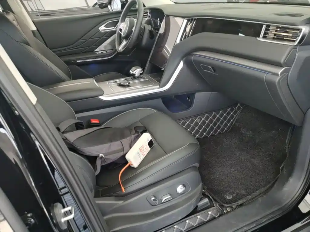 Hongqi Hongqi HS7 PHEV — миниатюра 25