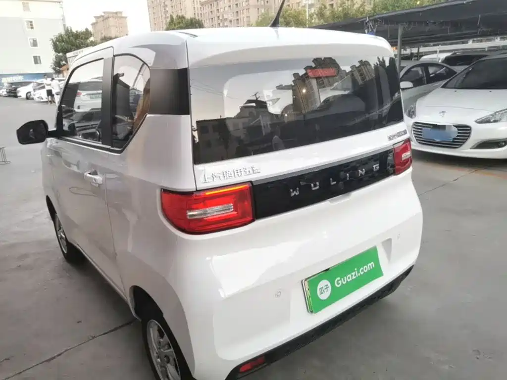 Wuling MINIEV — миниатюра 5