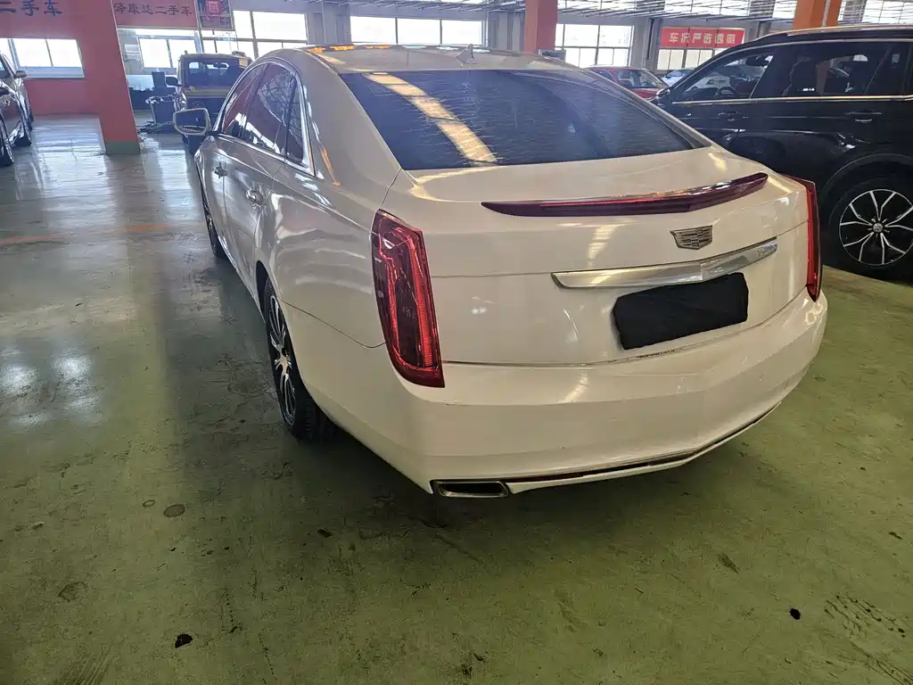 Cadillac XTS — миниатюра 5
