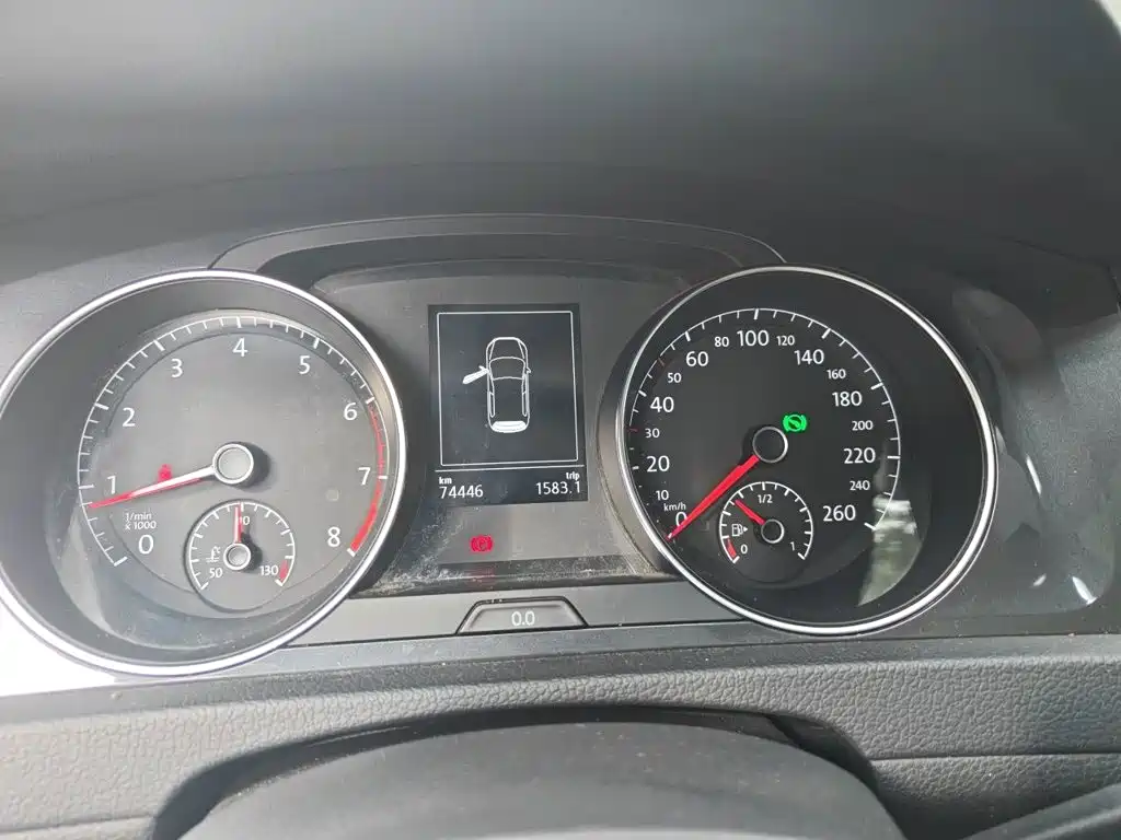 Volkswagen Golf — миниатюра 12