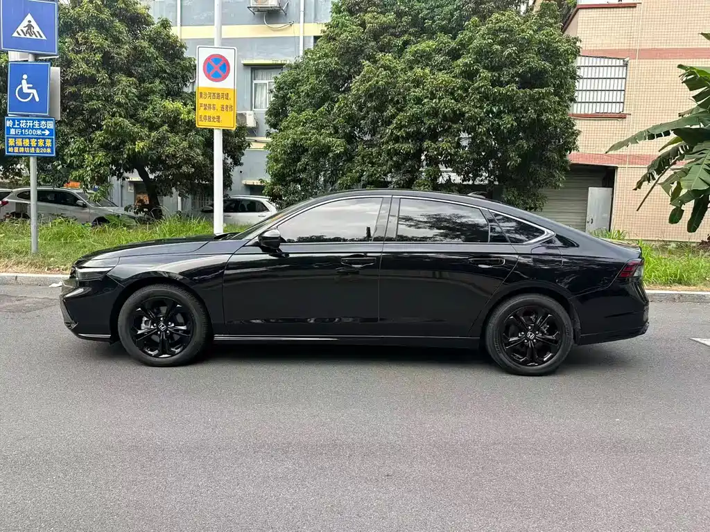 Honda Accord 2025 Sport 260TURBO Luxury