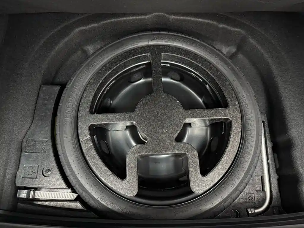 Volkswagen Golf — миниатюра 18