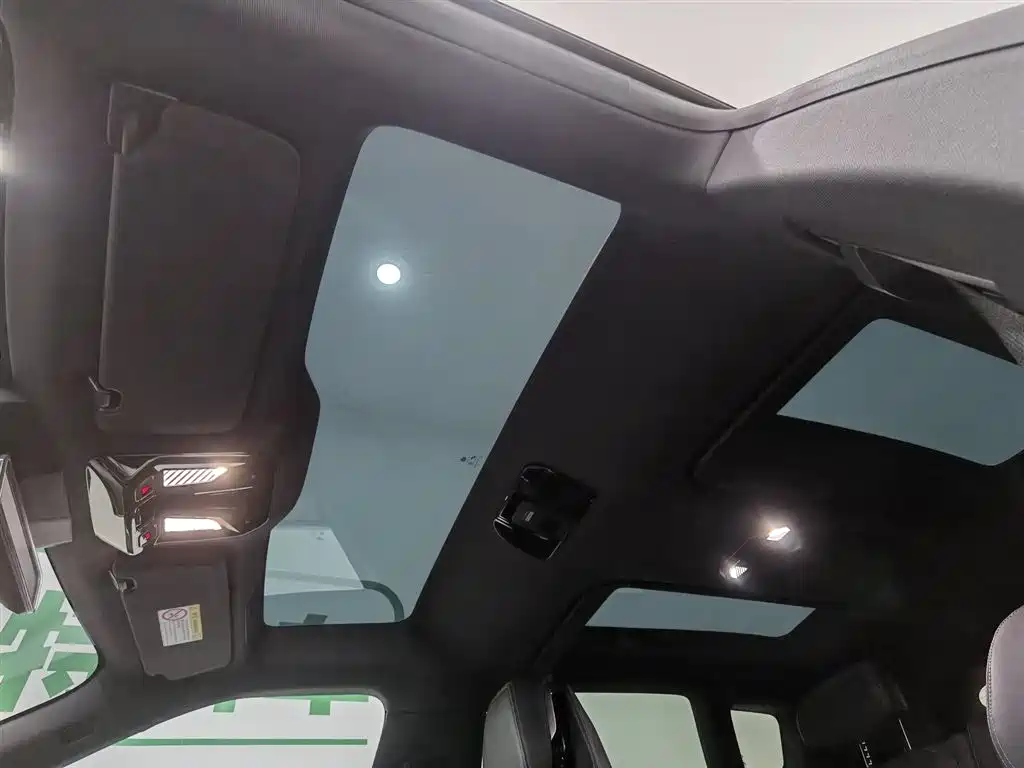 HiPhi GAO HE HIPHI Y