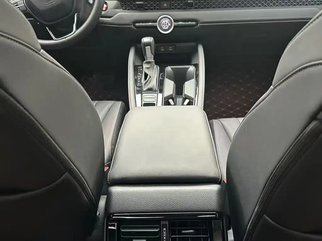 Honda Accord — миниатюра 13
